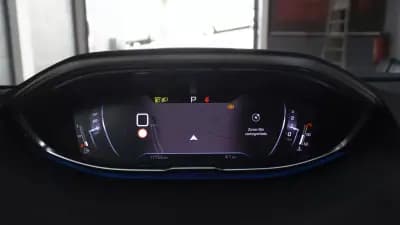 Sell Peugeot 3008 2025 - 25900 EUR, 17750 km - AUTO.MOTO.pt