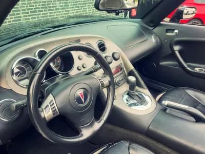 Vendo Pontiac 2008 - 37490 EUR, 73000 km - AUTO.MOTO.pt