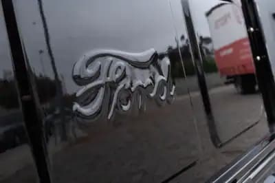 Vendo Ford F-150 1951 - 69999 EUR, 56000 km - AUTO.MOTO.pt