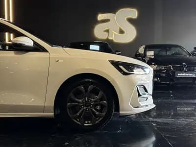 Sell Ford Focus 2024 - 21990 EUR, 48100 km - AUTO.MOTO.pt