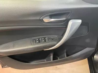 Sell BMW 118 2015 - 13999 EUR, 164000 km - AUTO.MOTO.pt