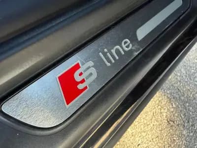 Vendo Audi Q7 2015 - 32900 EUR, 220901 km - AUTO.MOTO.pt