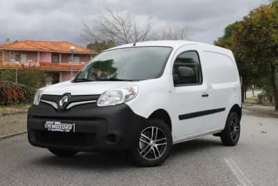 Vendo Renault Kangoo 2019 - 11900 EUR, 135000 km - AUTO.MOTO.pt