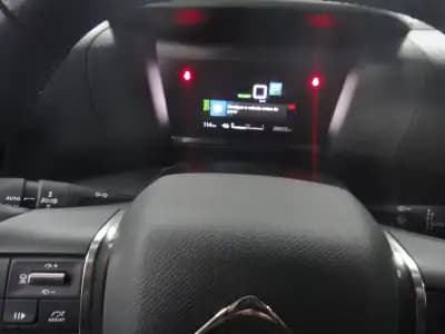 Sell Citroën e-C4 2022 - 19500 EUR, 28000 km - AUTO.MOTO.pt