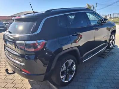 Sell Jeep Compass 2018 - 23500 EUR, 73000 km - AUTO.MOTO.pt