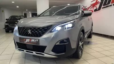 Vendo Peugeot 3008 2019 - 18990 EUR, 94948 km - AUTO.MOTO.pt