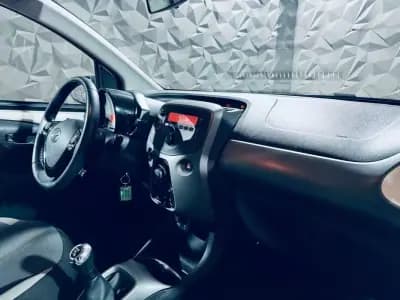 Vendo Toyota Aygo 2020 - 11750 EUR, 134443 km - AUTO.MOTO.pt