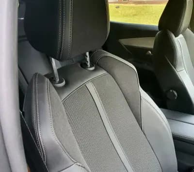 Vendo Peugeot 3008 2023 - 26990 EUR, 44700 km - AUTO.MOTO.pt