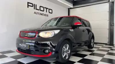 Sell Kia e-Soul 2018 - 14990 EUR, 106047 km - AUTO.MOTO.pt