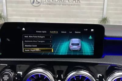 Vendo Mercedes-Benz CLA 250 2022 - 32950 EUR, 38283 km - AUTO.MOTO.pt