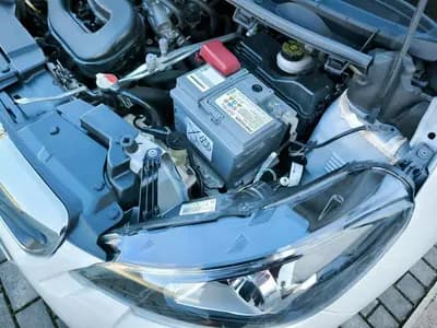 Vendo Peugeot 108 2018 - 9999 EUR, 180453 km - AUTO.MOTO.pt