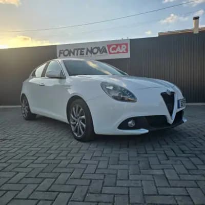 Vendo Alfa Romeo Giulietta 2016 - 10250 EUR, 172955 km - AUTO.MOTO.pt
