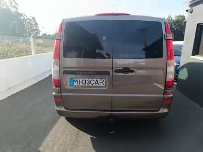 Vendo Mercedes-Benz Vito 2012 - 15900 EUR, 177378 km - AUTO.MOTO.pt