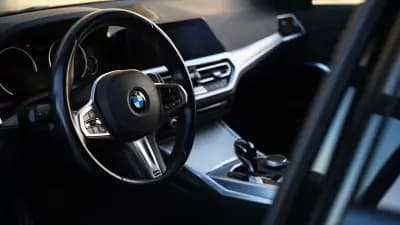 Sell BMW 320 2020 - 29999 EUR, 166000 km - AUTO.MOTO.pt