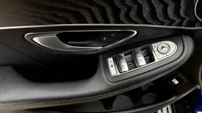 Sell Mercedes-Benz GLC 220 2018 - 34970 EUR, 178000 km - AUTO.MOTO.pt