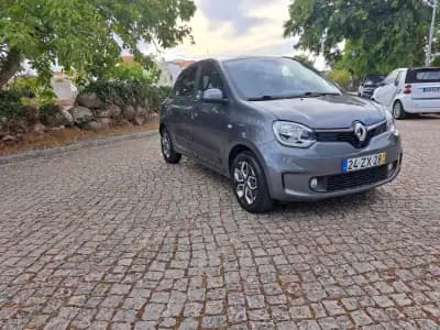 Vendo Renault Twingo 2020 - 11490 EUR, 46992 km - AUTO.MOTO.pt