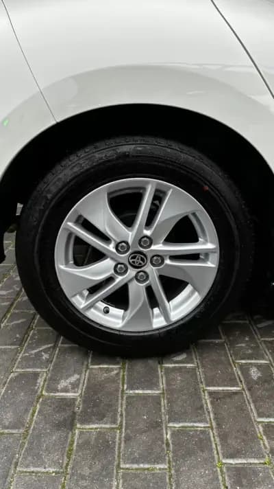 Sell Toyota Yaris 2021 - 16750 EUR, 82718 km - AUTO.MOTO.pt