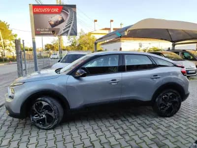 Vendo Citroën C4 2022 - 17900 EUR, 75500 km - AUTO.MOTO.pt