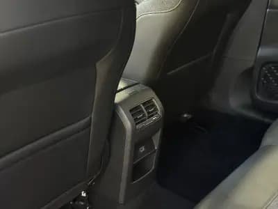 Vendo Citroën C5 X 2023 - 19000 EUR, 97000 km - AUTO.MOTO.pt