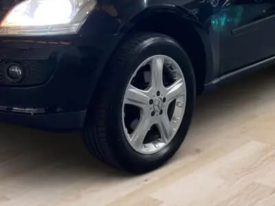 Vendo Mercedes-Benz ML 320 2006 - 15950 EUR, 278122 km - AUTO.MOTO.pt