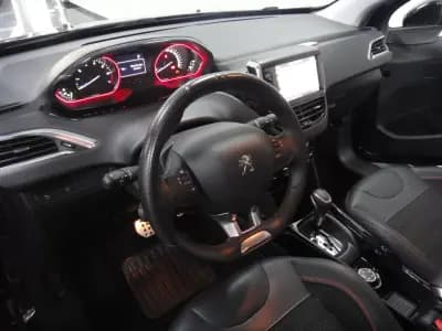 Sell Peugeot 2008 2017 - 11750 EUR, 65000 km - AUTO.MOTO.pt
