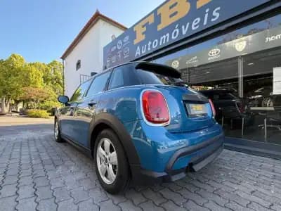 Sell MINI One 2022 - 22900 EUR, 84990 km - AUTO.MOTO.pt