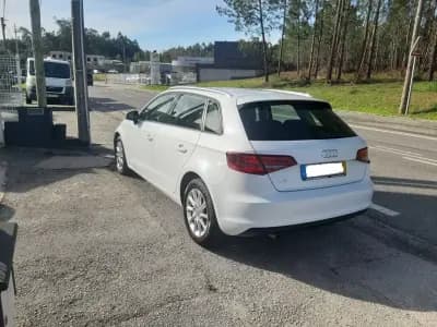 Vendo Audi A3 Sportback 2013 - 13000 EUR, 193468 km - AUTO.MOTO.pt