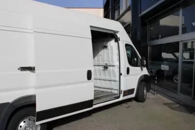 Sell Peugeot Boxer 2.2 HDi 435 L4H3 2015 - 17900 EUR, 156932 km - AUTO.MOTO.pt