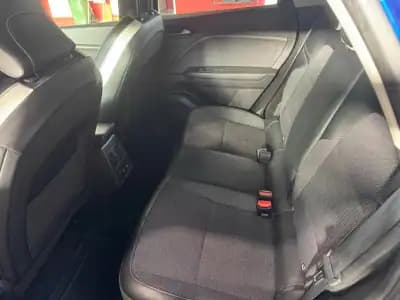 Vendo Renault Captur 2021 - 19250 EUR, 90487 km - AUTO.MOTO.pt