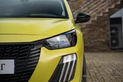 Sell Peugeot 208 2025 - 17900 EUR, 6300 km - AUTO.MOTO.pt