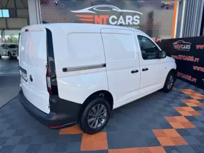 Vendo Volkswagen Caddy 2021 - 14900 EUR, 142932 km - AUTO.MOTO.pt