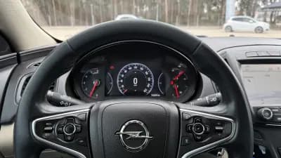 Vendo Opel Insignia 2016 - 13500 EUR, 164000 km - AUTO.MOTO.pt