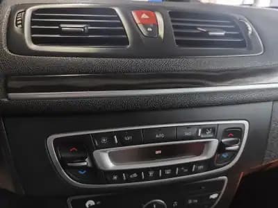 Sell Renault Mégane Sport Tourer 2009 - 5750 EUR, 210000 km - AUTO.MOTO.pt