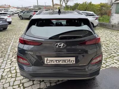 Vendo Hyundai Kauai 2020 - 19990 EUR, 61000 km - AUTO.MOTO.pt