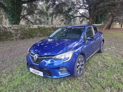 Vendo Renault Clio 2023 - 19990 EUR, 21500 km - AUTO.MOTO.pt