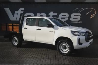 Sell Toyota Hilux 2023 - 44900 EUR, 17280 km - AUTO.MOTO.pt