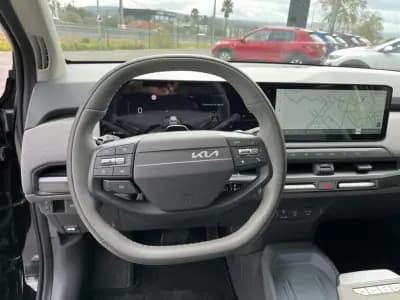 Vendo Kia EV3 2024 - 41500 EUR, 11000 km - AUTO.MOTO.pt