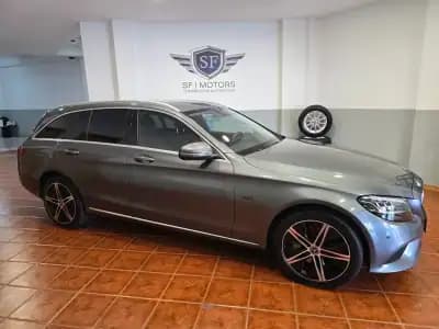 Vendo Mercedes-Benz C 300 2020 - 30980 EUR, 98799 km - AUTO.MOTO.pt
