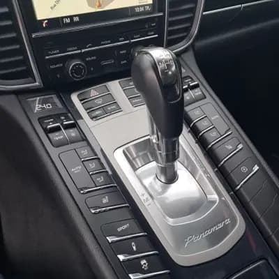 Vendo Porsche Panamera 2013 - 41500 EUR, 113000 km - AUTO.MOTO.pt