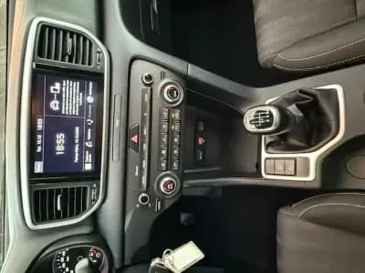 Sell Kia Sportage 2021 - 24900 EUR, 73180 km - AUTO.MOTO.pt