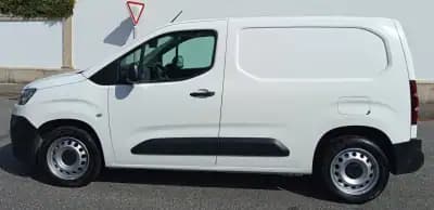 Sell Citroën Berlingo 2020 - 12990 EUR, 127200 km - AUTO.MOTO.pt