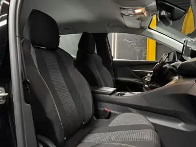 Vendo Peugeot 3008 2021 - 19990 EUR, 107500 km - AUTO.MOTO.pt