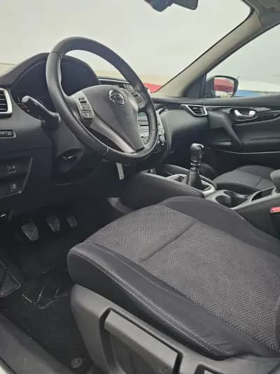 Sell Nissan Qashqai 2015 - 14900 EUR, 183000 km - AUTO.MOTO.pt