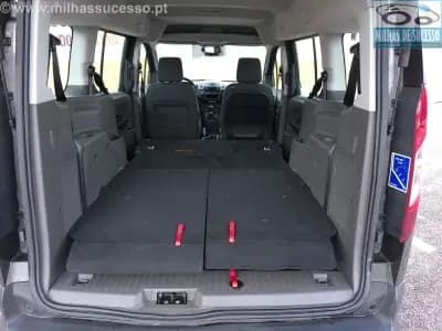 Sell Ford Tourneo Connect 2020 - 19980 EUR, 108000 km - AUTO.MOTO.pt