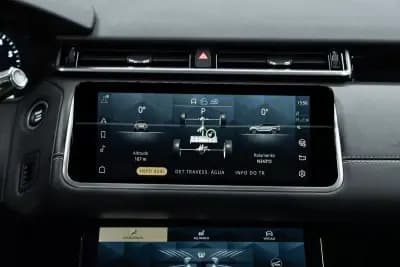 Vendo Land Rover Range Rover Velar 2025 - 55950 EUR, 51000 km - AUTO.MOTO.pt