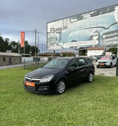 Vendo Opel Astra Caravan 2005 - 3900 EUR, 140120 km - AUTO.MOTO.pt