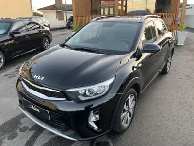 Sell Kia Stonic 2022 - 13750 EUR, 93000 km - AUTO.MOTO.pt