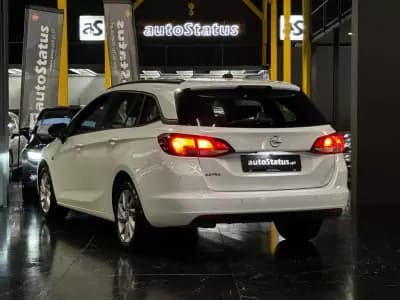 Sell Opel Astra Sports Tourer 2021 - 13990 EUR, 135500 km - AUTO.MOTO.pt