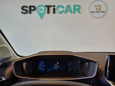 Vendo Peugeot 208 2023 - 27000 EUR, 24150 km - AUTO.MOTO.pt