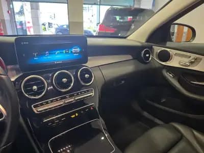 Vendo Mercedes-Benz C 300 2020 - 30980 EUR, 98799 km - AUTO.MOTO.pt